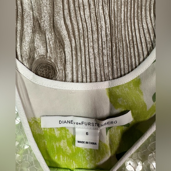 EUC * Diane Von Furstenberg Sequin Mini Dress - Picture 3 of 6